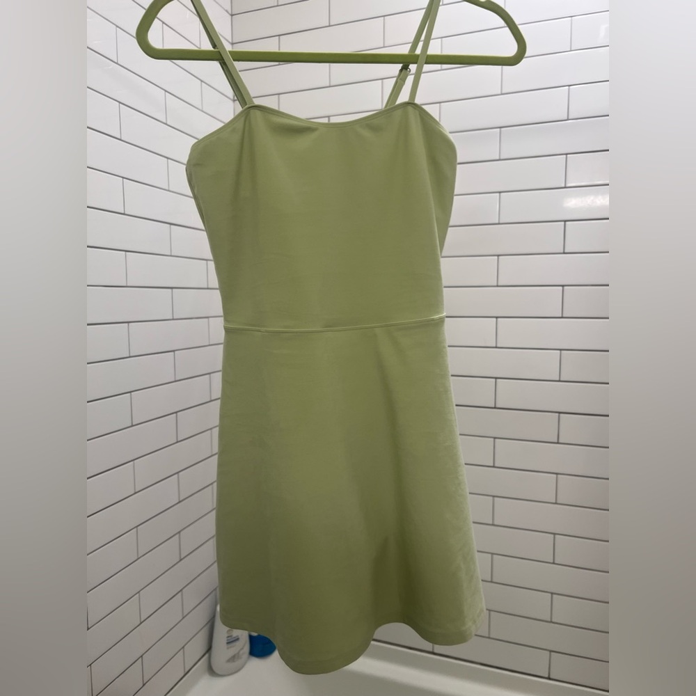Alo Courtside Tennis Dress, Iced Green Tea, Small